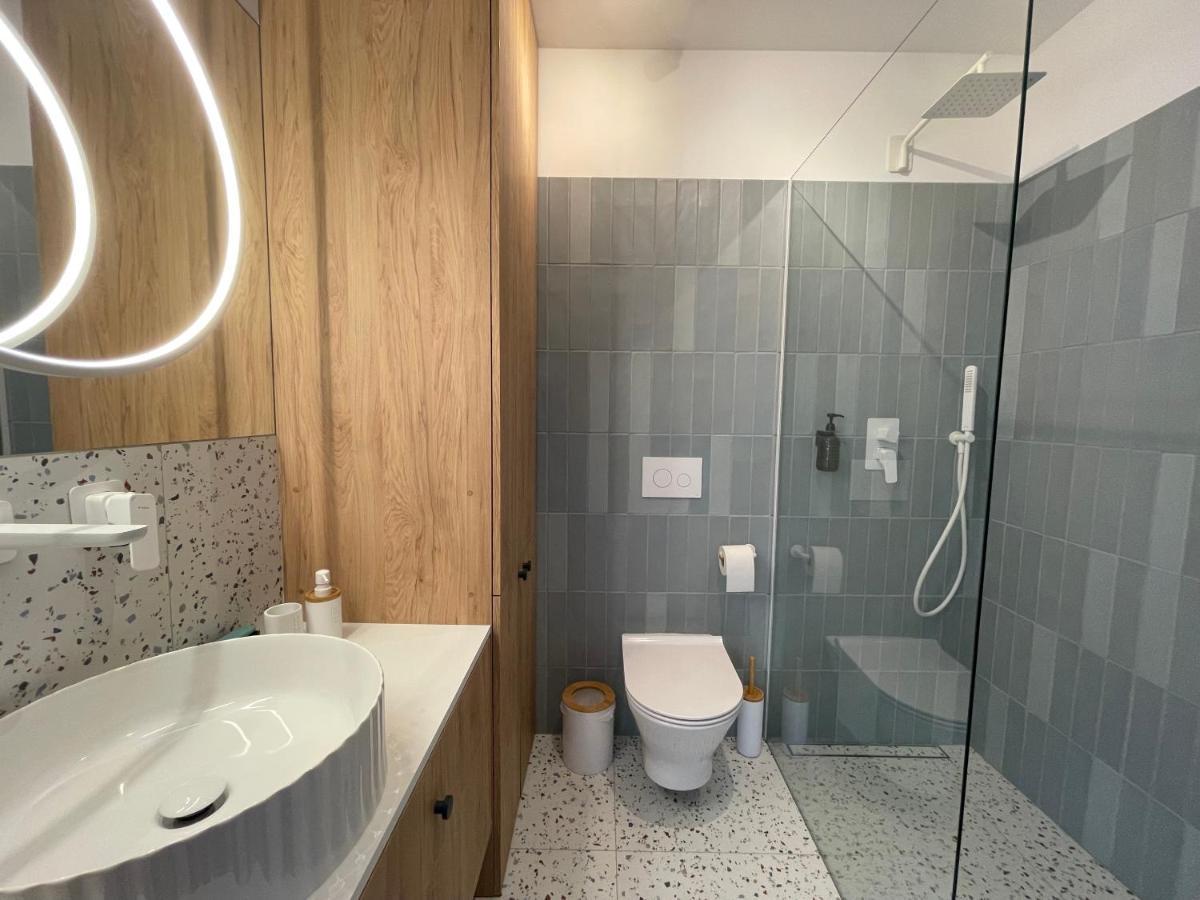 Apartament Ovoc 2.0 Chodzież Екстериор снимка