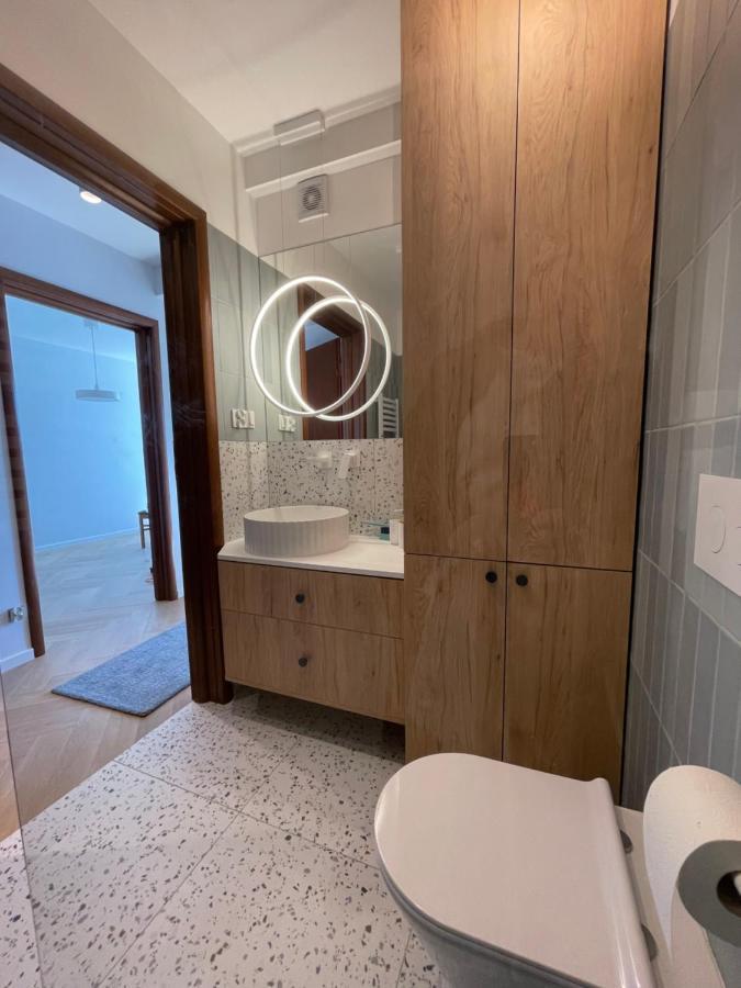 Apartament Ovoc 2.0 Chodzież Екстериор снимка